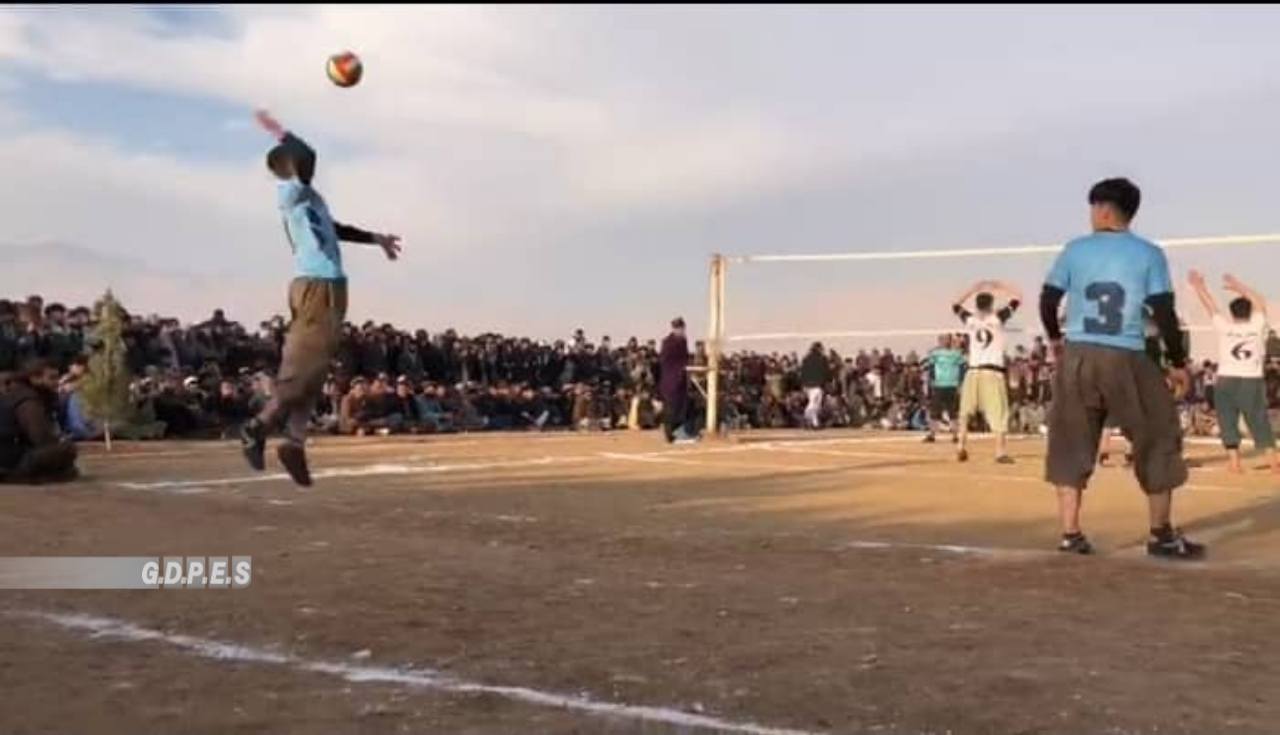 مسابقات والیبال میان هفت تیم در ولسوالی دند غوری ولایت بغلان پایان یافت