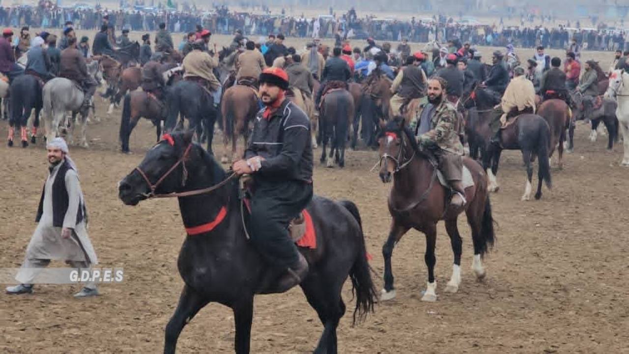 کندز؛ رقابت های بزکشی با اشتراک ۸۰ تن در مرکز برگزار شد