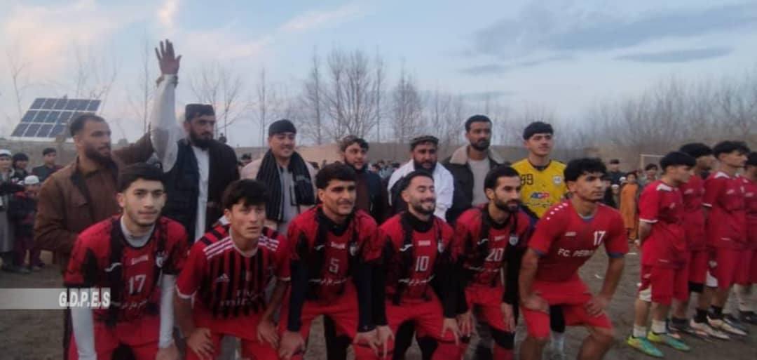 کندز؛ کلباد ولسوالۍ کې د ١٨ لوبډلو ترمنځ د فوټبال سیالۍ پای ته ورسېدې