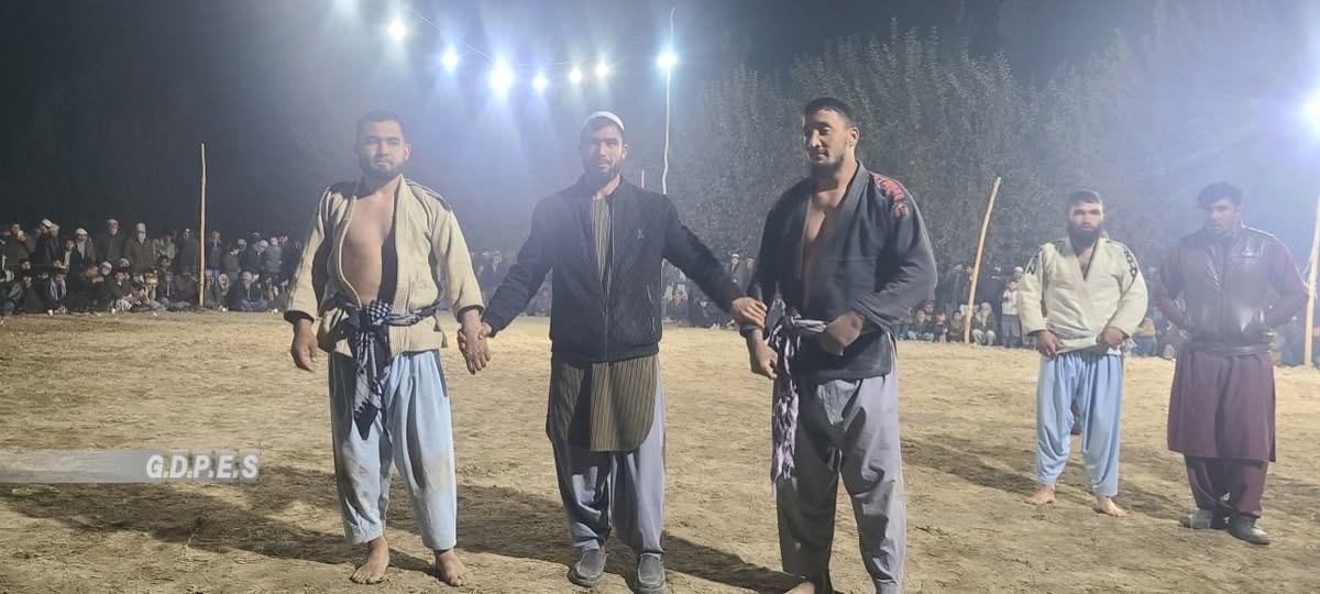 مسابقات پهلوانی کورش با اشتراک پنجاه ورزشکار در ولسوالی قلعه زال ولایت کندز برگزار گردید