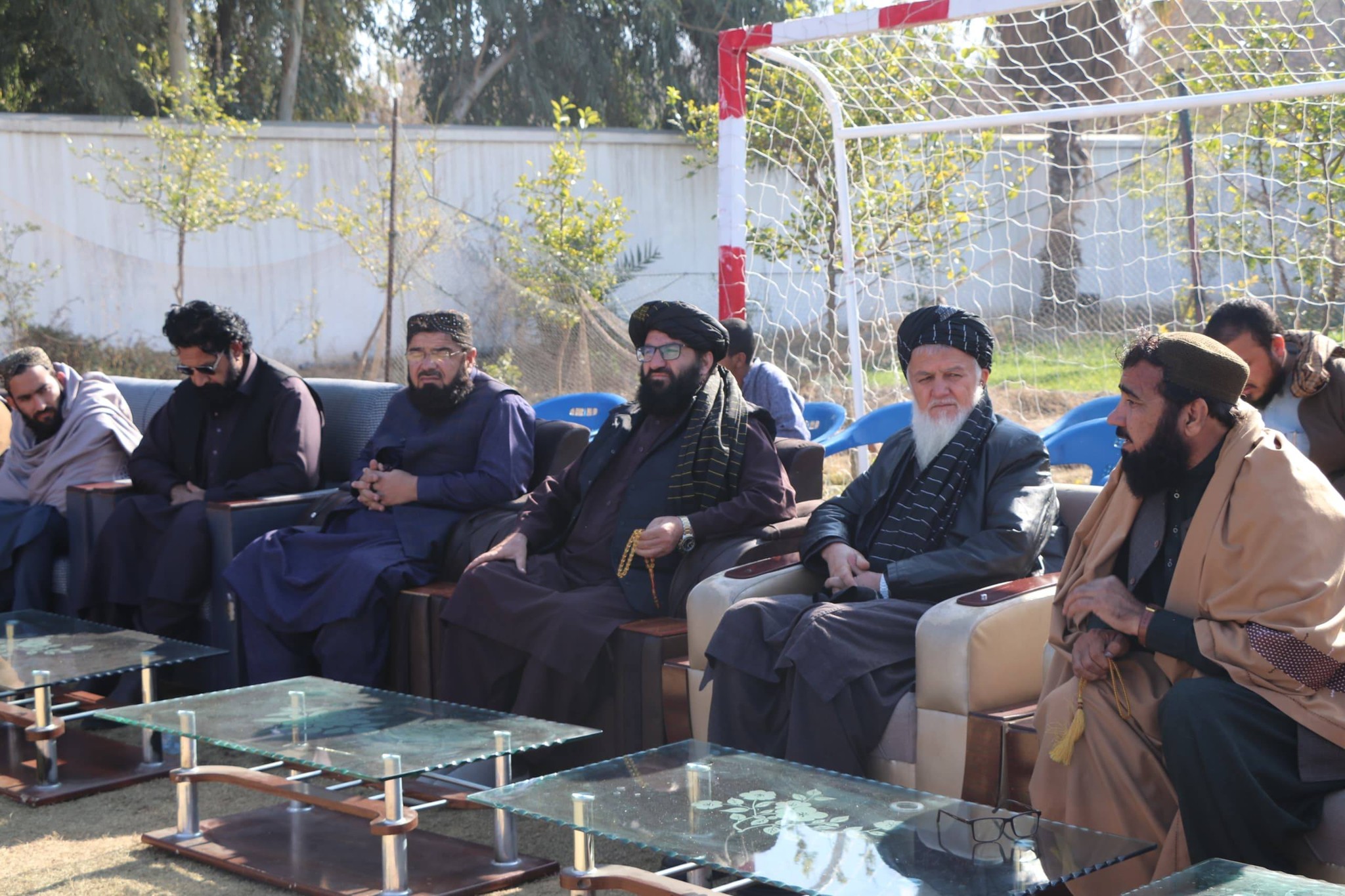 د المپيک، بدني روزنې او ورزش عمومي رييس او ورسره پلاوي د ننګرهار ولايت د‌ مختلفو ورزشي فدراسيونونو له استازو سره وکتل