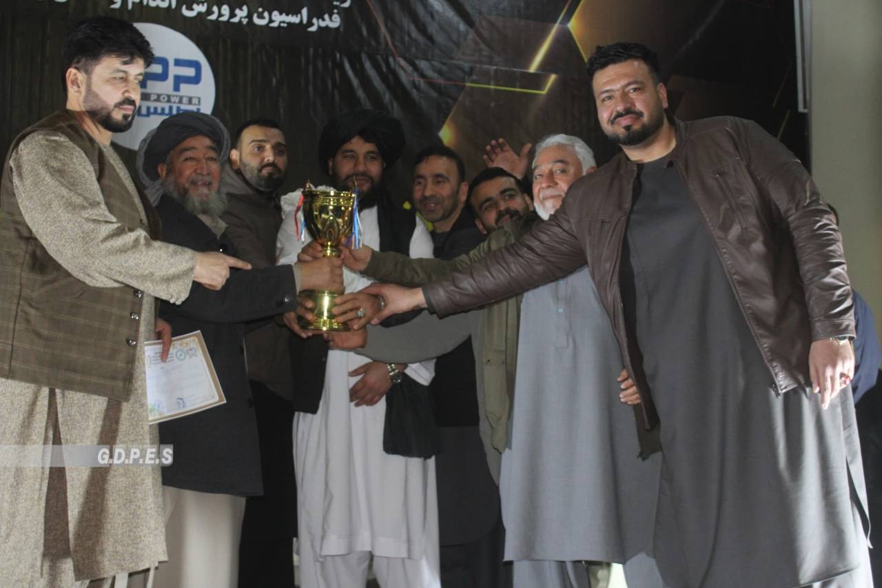 بلخ کې د ۱۰۰ ورزشکارانو ترمنځ د بدن ښکلا او فټنس سيالۍ وشوې