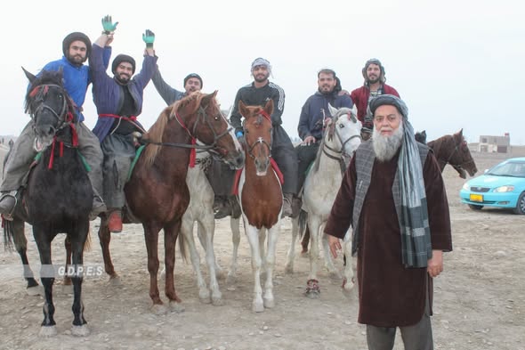 بلخ ؛ برگزاری رقابت‌های بزکشی میان ۳۰ چاپنداز در شهر مزار شريف