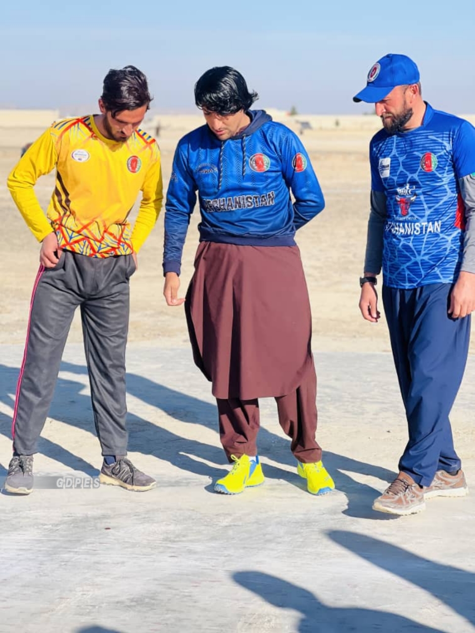 خوست؛ نادرشاه کوټ ولسوالۍ کې د ۱۶ لوبډلو ترمنځ د ټېپ بال کرېکټ سیالۍ پیل شوې