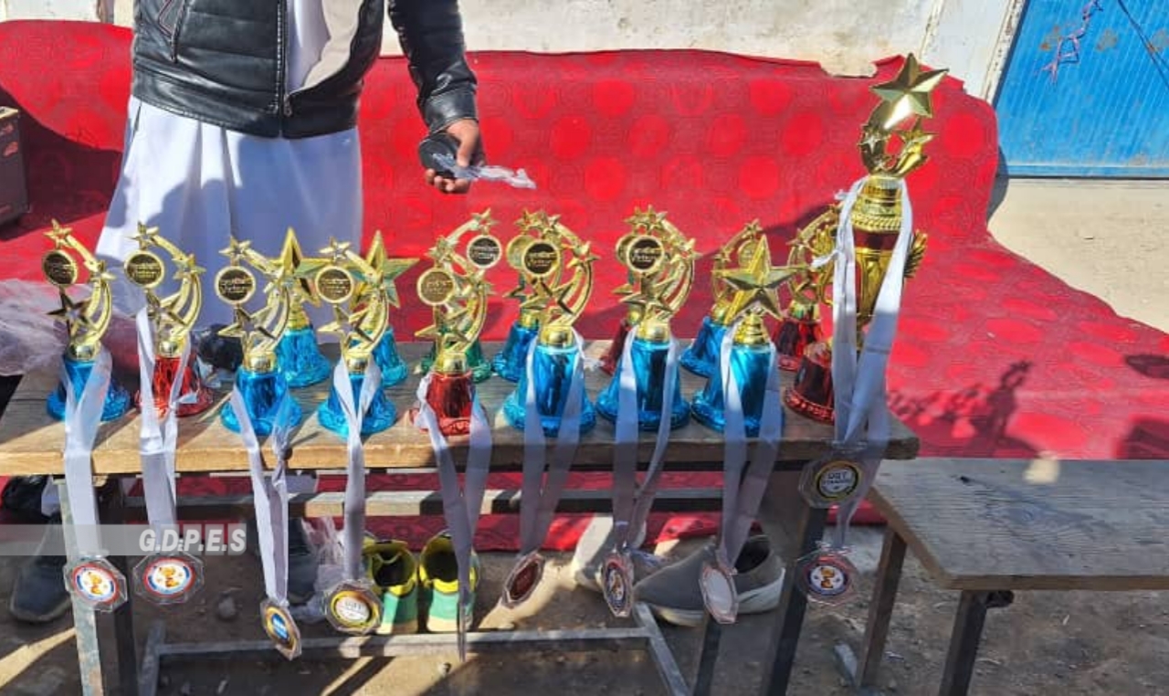 لوگر؛ رقاب های تیپ بال کرکت با اشتراک ۱۵ تیم در ولسوالی چرخ پایان یافت