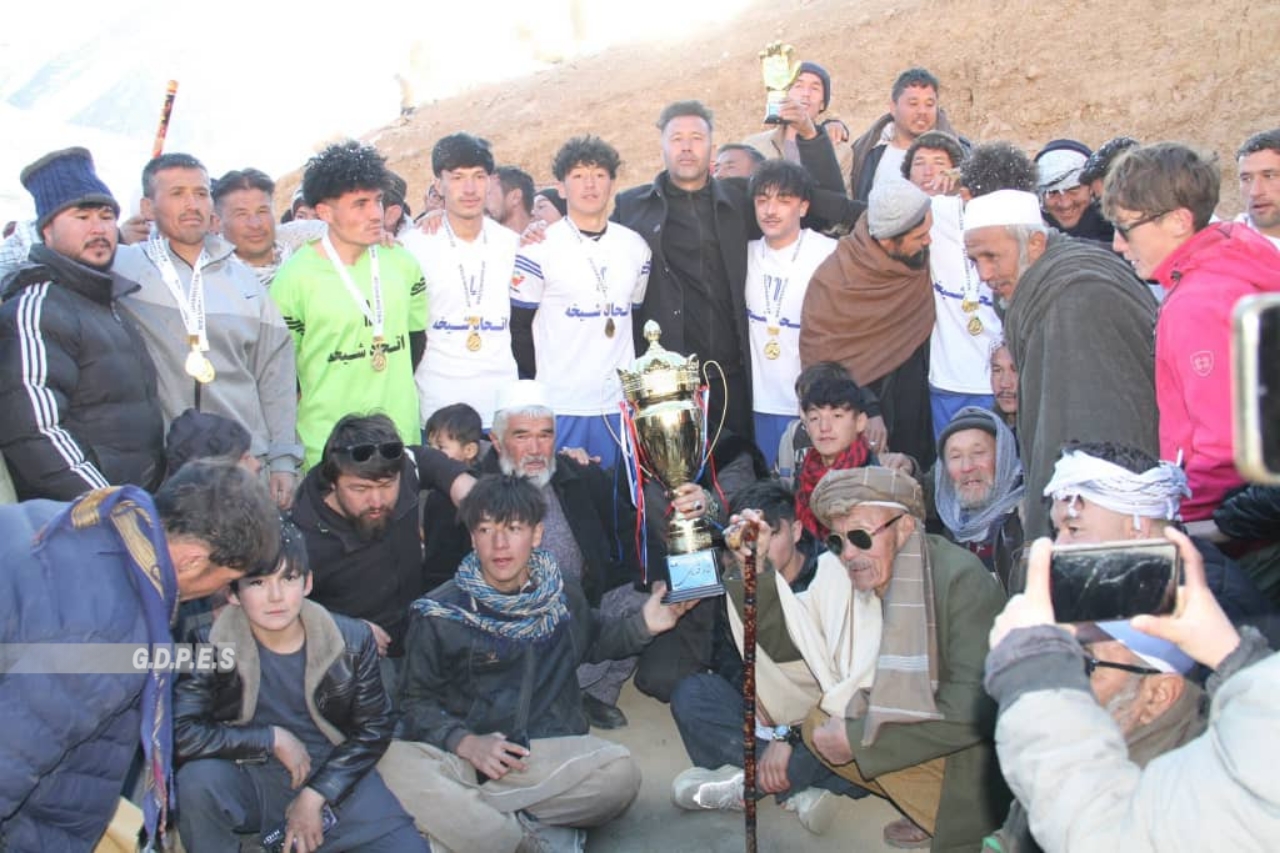 پروان؛ سرخ پارسا ولسوالۍ کې د ۲۳ لوبډلو ترمنځ د فوټبال دويم پړاو سيالۍ پای ته ورسېدې