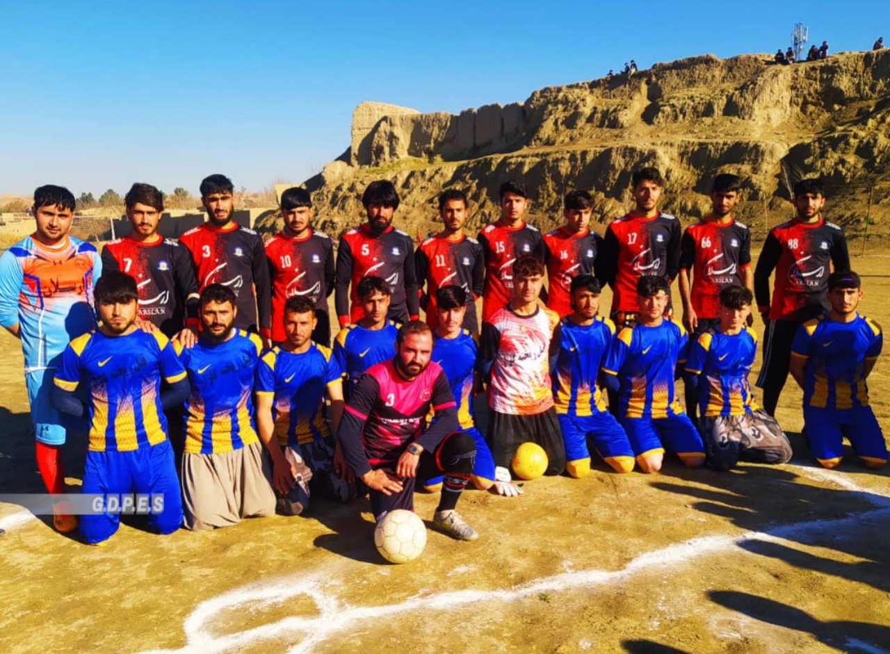 بادغیس؛ رقابت های فوتبال با اشتراک ۸ تیم در ولسوالی بالامرغاب آغاز شد