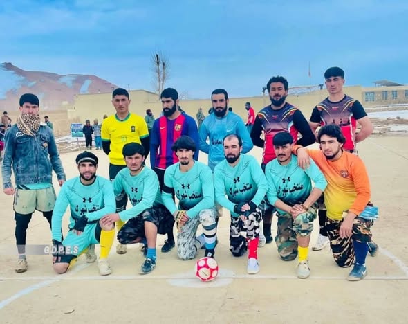 غور؛ رقابت های فوتسال با اشتراک ۱۶ تیم در ولسوالی شهرک آغاز شد