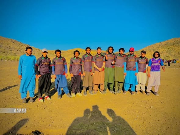 خوست کې د لسو لوبډلو ترمنځ د ټېپ بال کرېکټ سیالۍ پیل شوې