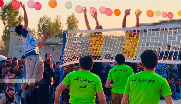 خوست کې د اتو لوبډلو ترمنځ د ټېپ بال کرېکټ سیالۍ پای ته ورسېدې