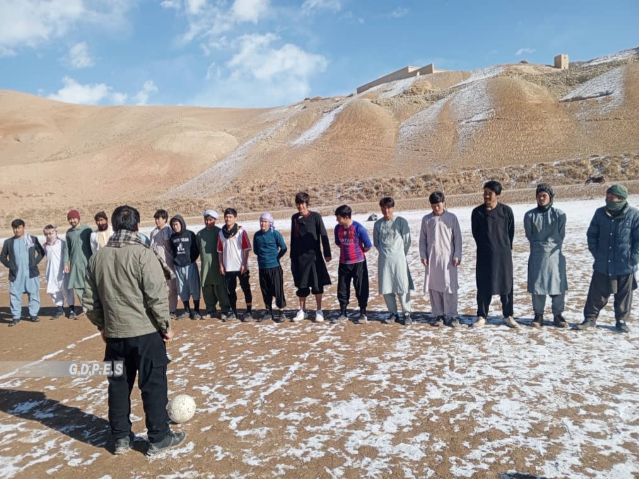 مسابقات فوتسال میان شانزده تیم در ولسوالی یکاولنگ ولایت بامیان آغاز گردید