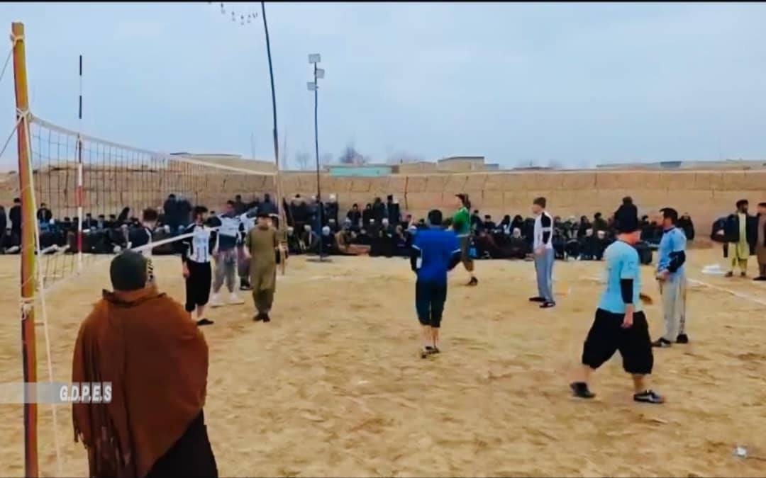 جوزجان؛ رقابت‌های والیبال با اشتراک ۶ تیم در ولسوالی فیض‌آباد پایان یافت