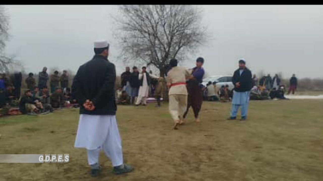 کندز؛ په امام صاحب ولسوالۍ کې د ۵٠ ورزش کارانو ترمنځ د غېږنیونې سیالۍ وشوې