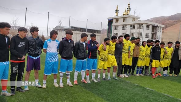 بامیان؛ تیم بند امیر قهرمان مسابقات جام زمستانی فوتسال در ولسوالی یکاولنگ شد