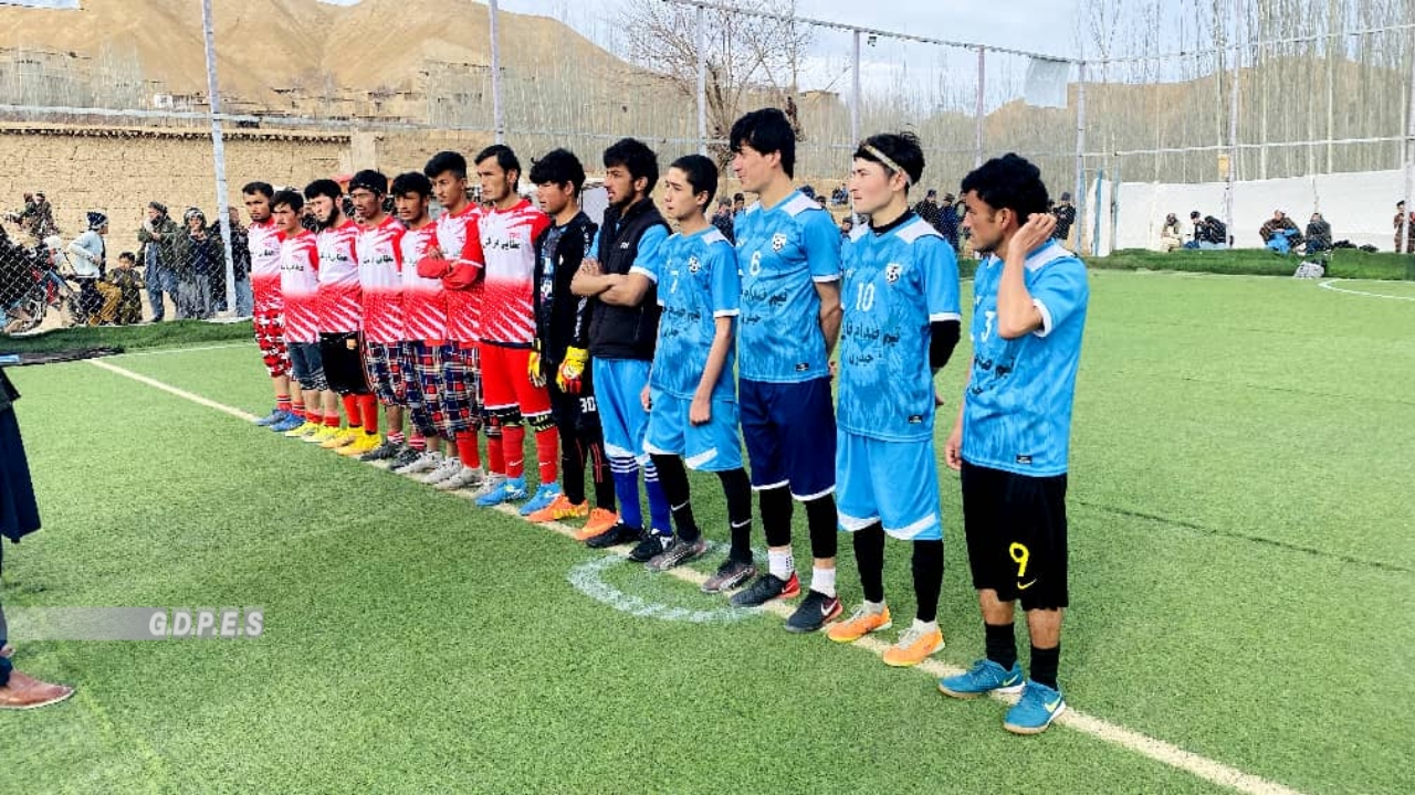 سرپل؛ رقابت های فوتسال با اشتراک ۲۸ تیم در ولسوالی سوزمه قلعه پایان یافت