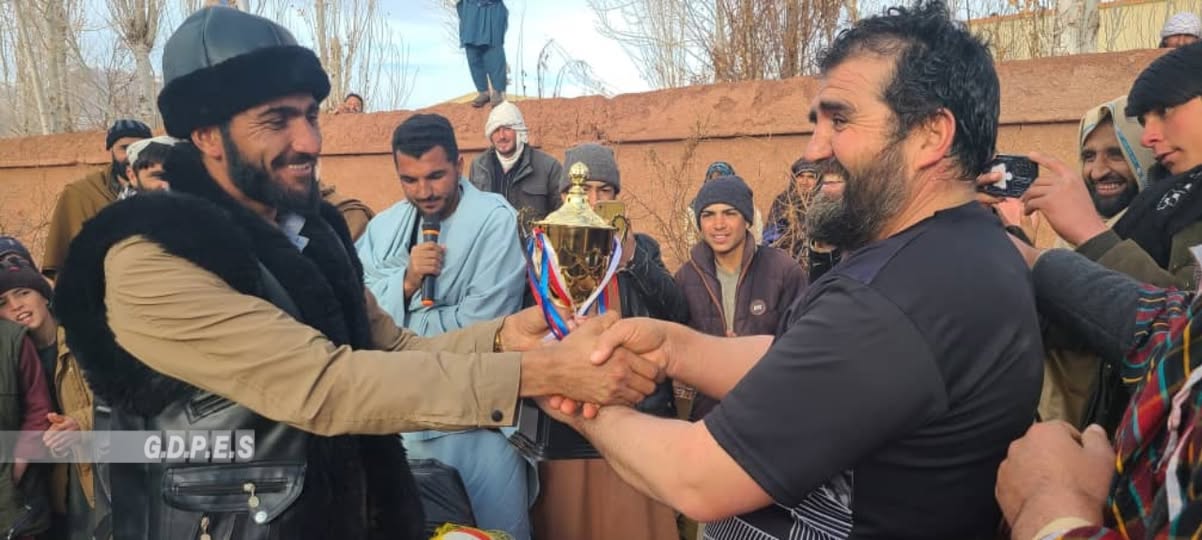 غور کې د ۹ لوبډلو ترمنځ د والیبال سیالۍ پای ته ورسېدې