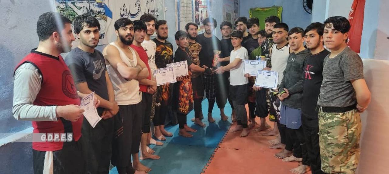 زابل؛ شاجوی ولسوالۍ کې د ۲۲ ورزشکارانو ترمنځ د نیو فول کنټاکټ سیالۍ ترسره شوې