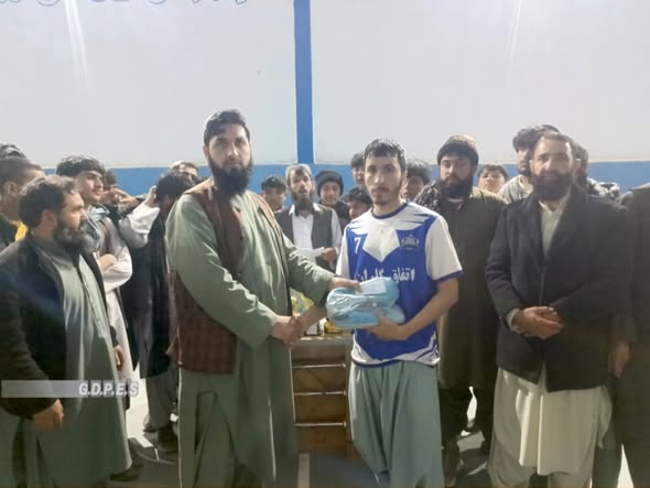 هرات؛ ګلران ولسوالۍ کې د ۲۰ لوبډلو ترمنځ د فوټسال سيالۍ پای ته ورسېدې