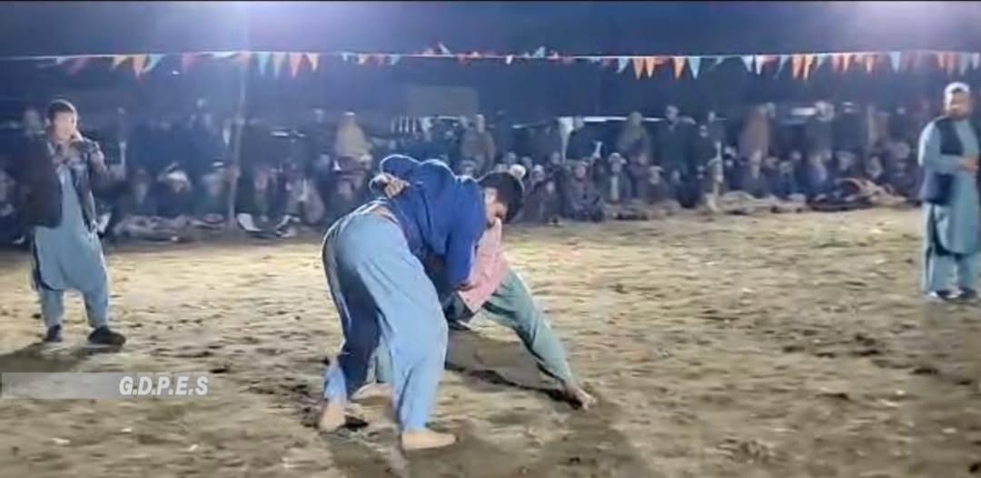 بلخ؛ شور تپې ولسوالۍ کې د ۱۰۰ ورزشکارانو ترمنځ د کورش سیالۍ ترسره شوې