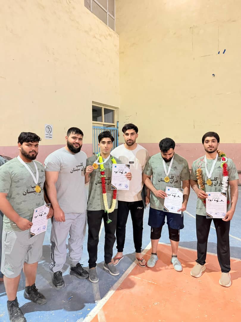 مسابقات منتخبه پاورلیفتینگ میان ۳۰ ورزشکار در شهر زرنج ولایت نیمروز برگزار گردید