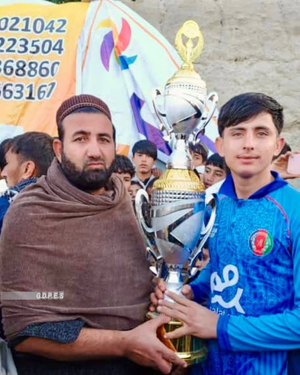 ننګرهار؛ بټي کوټ ولسوالۍ کې د شپږ لوبډلو ترمنځ د ټېپ بال کرېکټ سیالۍ پای ته ورسېدې