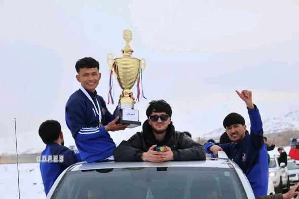 غزني؛ جاغوري ولسوالۍ کې د ۴۰ لوبډلو ترمنځ د فوټسال سيالۍ پای ته ورسېدې