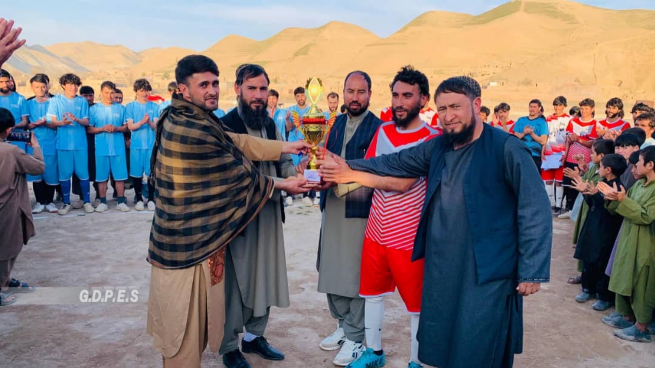 بادغیس؛ رقابت های فوتبال با اشتراک ۸ تیم در مرکز پایان یافت