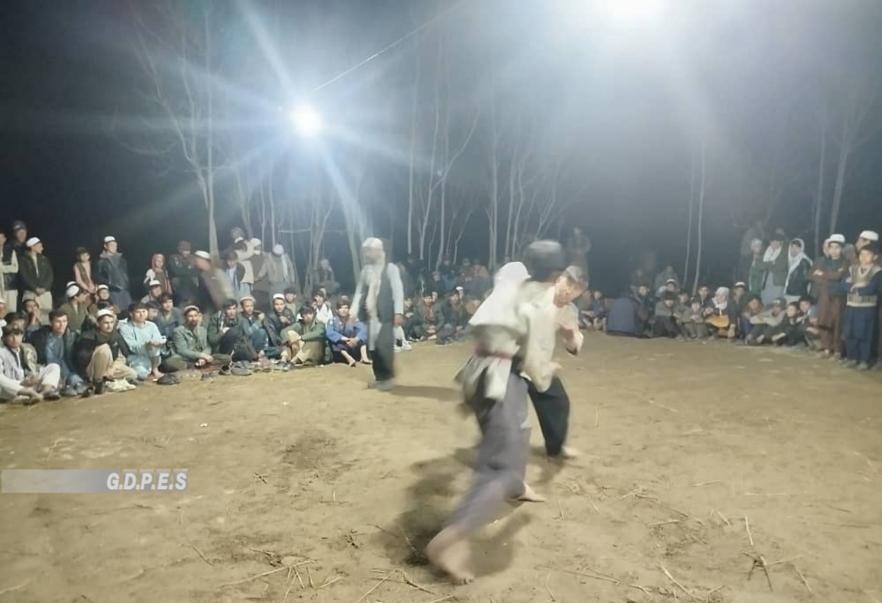 کندز؛ رقابت‌های کشتی محلی میان ۴۵ ورزشکار در ولسوالی امام صاحب برگزار شد