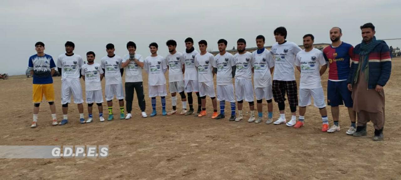کندز؛ رقابت‌های فوتبال میان ۱۴ تیم در ولسوالی چهاردره به پایان رسید