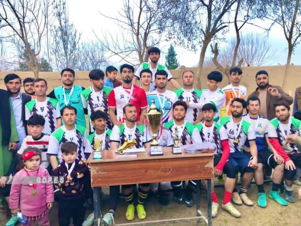 کندز؛ دشت ارچي ولسوالۍ کې د ۱۴ لوبډلو ترمنځ د فوټبال سيالۍ پای ته ورسېدې