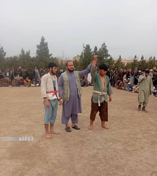 کندز کې د ۶۰ پهلوانانو ترمنځ د کورش آزادې سيالۍ وشوې