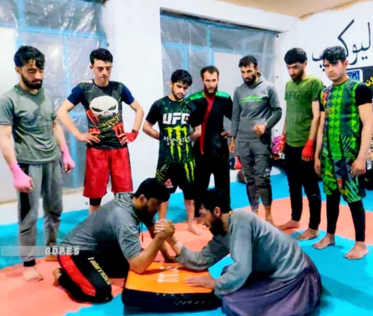 زابل؛ رقابت‌های دست‌کشتی میان ۳۰ ورزشکار در ولسوالی شاجوی برگزار شد