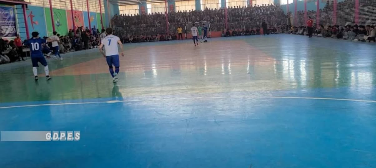 نهمین دور مسابقات فوتسال میان ۴۸ تیم در ولسوالی قره باغ ولایت غزنی به پایان رسید