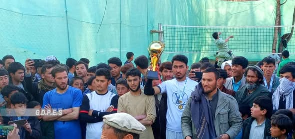 مسابقات والیبال میان شش تیم در ولسوالی سرخ پارسای ولایت پروان به پایان رسید