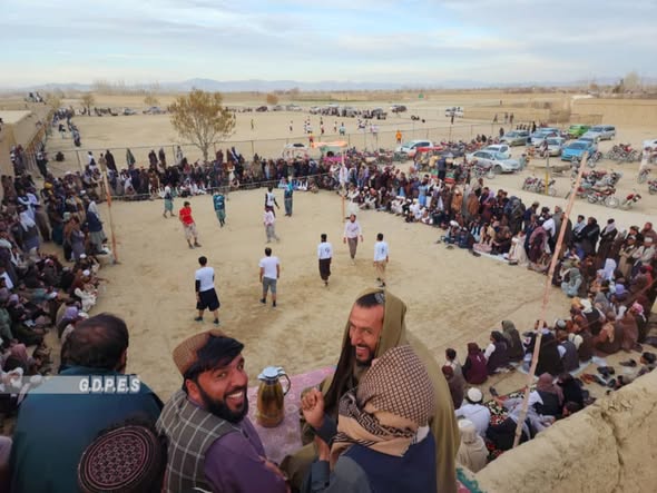 غزنی؛ رقابت‌های والیبال با اشتراک ۲۰ تیم در ولسوالی اندر آغاز شد