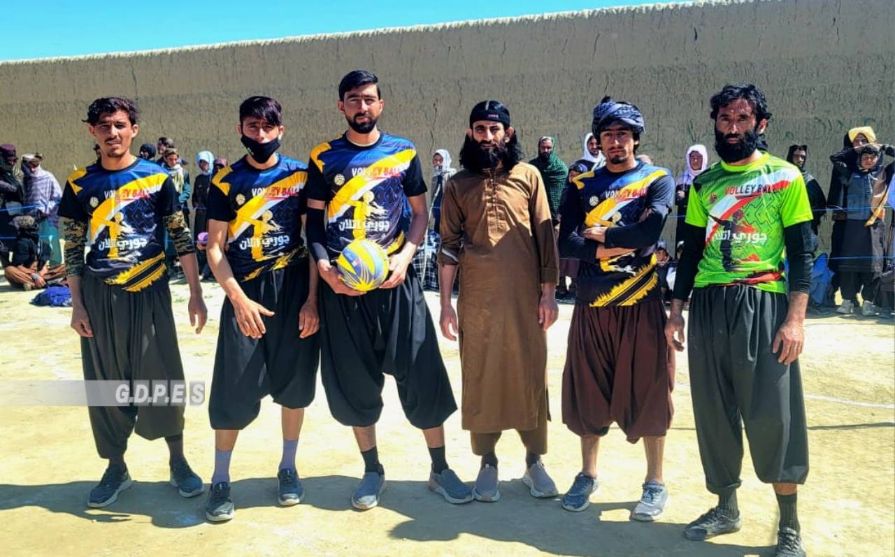 پکتیکا؛ خوشامند ولسوالۍ کې د ٤٤ لوبډلو ترمنځ د والیبال سیالۍ پیل شوې