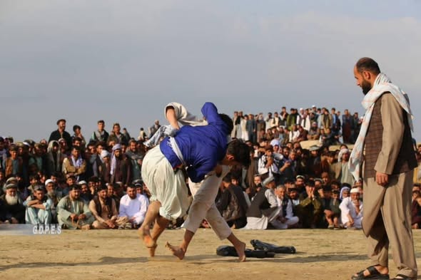 بغلان؛ رقابت‌های کشتی محلی با اشتراک ۴۰ تن در ولسوالی دهنه غوری برگزار شد 