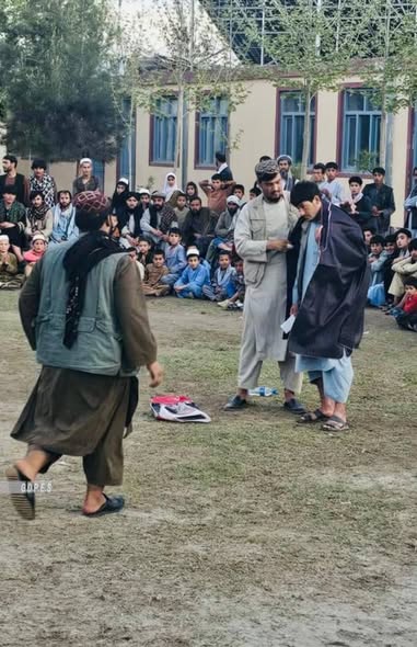 تخار؛ برگزاری رقابت های کشتی محلی با اشتراک ۴۰ تن در شهر تالقان