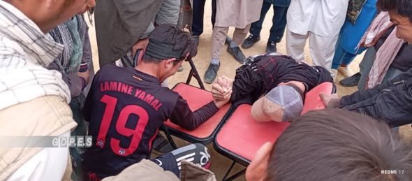 مسابقات دست کشتی میان ۲۲ ورزشکار در ولسوالی اشترلی ولایت دایکندی برگزار گردید