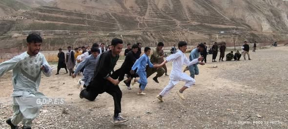 مسابقات دوش میان ۲۳ ورزشکار در ولسوالی اشترلی ولایت دایکندی برگزار گردید