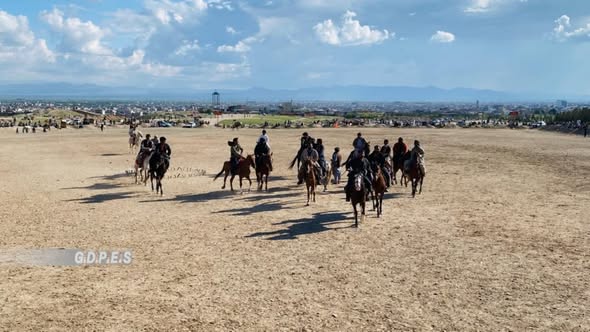 مسابقات بزکشی میان ۳۵ چاپنداز در مرکز ولایت هرات برگزار گردید