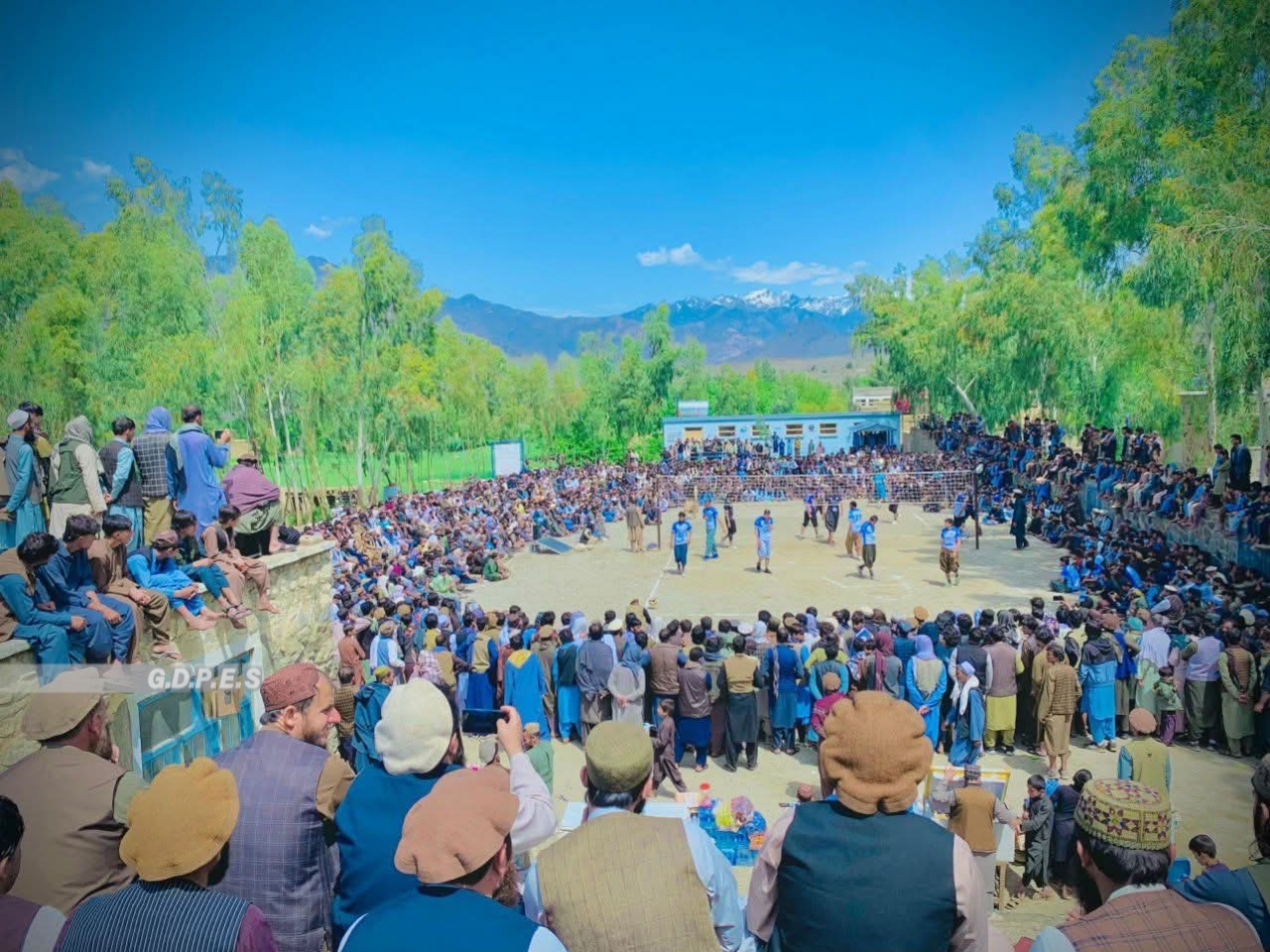 لغمان؛ علینګار ولسوالۍ کې د ۵۲ لوبډلو ترمنځ د والیبال سیالۍ پای ته ورسېدې