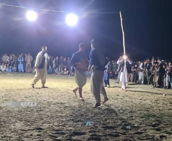 مسابقات پهلوانی محلی میان پنجاه ورزشکار در ولسوالی قلعه زال ولایت کندز برگزار گردید