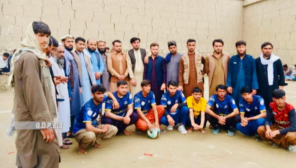 ننګرهار؛ چپرهار ولسوالۍ کې د ١٦ لوبډلو ترمنځ د والیبال سیالۍ پیل شوې