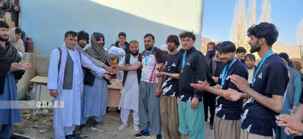 غزنی؛ رقابت های والیبال با اشتراک ۱۰ تیم در ولسوالی جغتو به پایان رسید