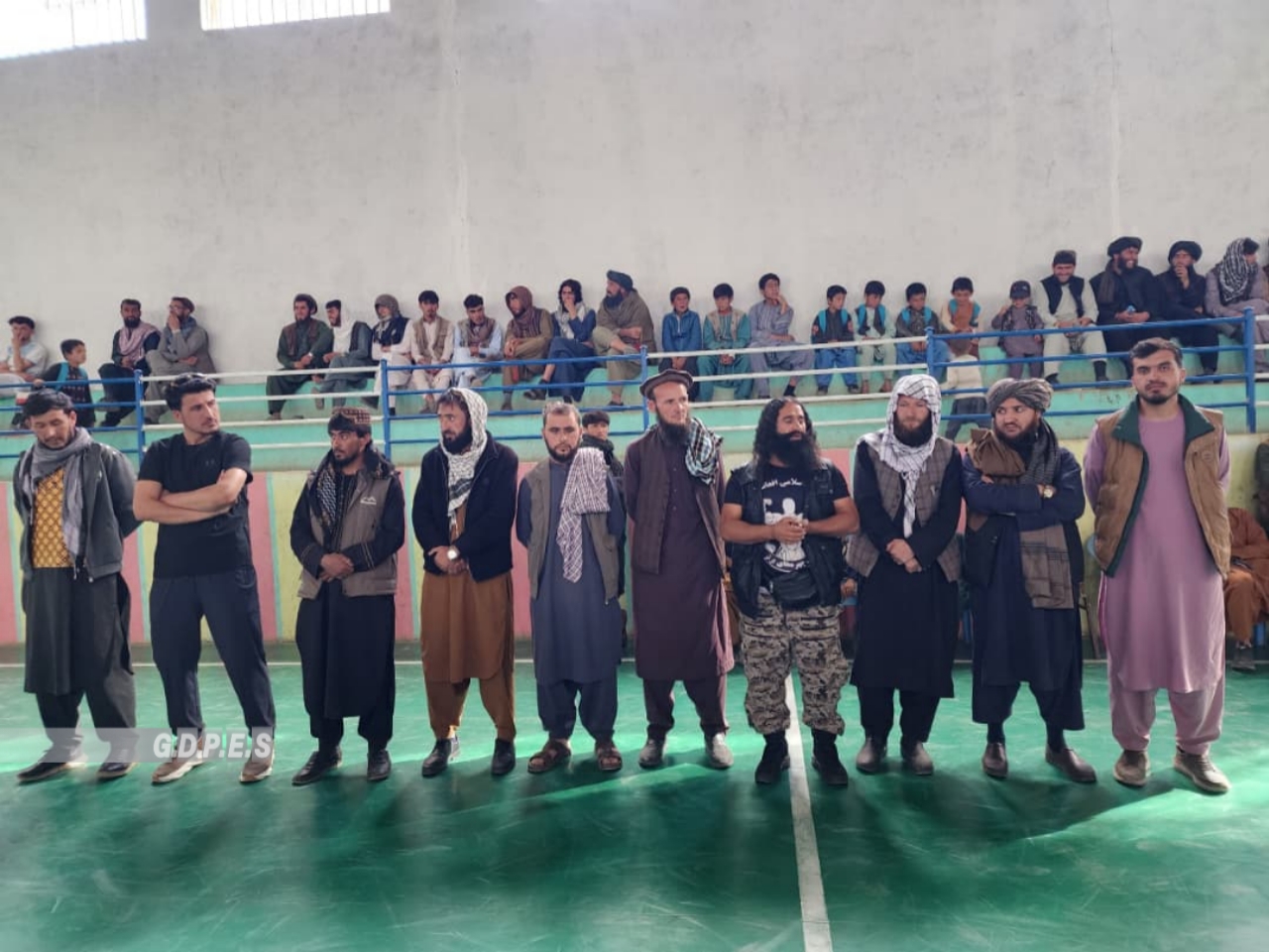 غور؛ مرکز فيروزکوه ښار کې د ۷ لوبډلو ترمنځ د فوټسال سيالۍ پيل شوې