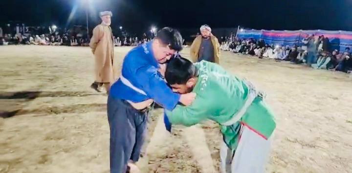 جوزجان؛ اقچه ولسوالۍ کې د ۳۰ کورشکارانو ترمنځ د کورش سيمه ييزې سيالۍ وشوې