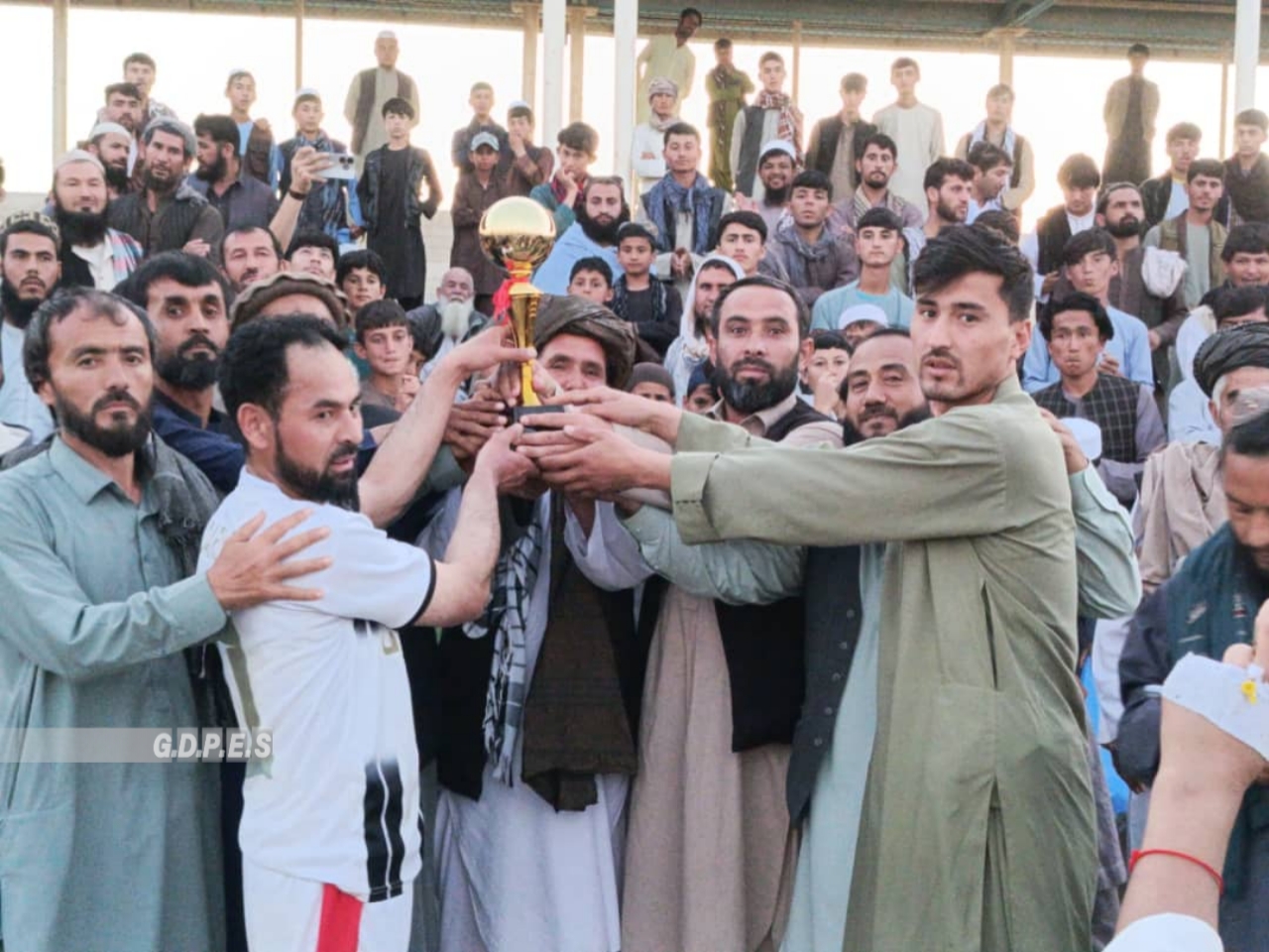 کندز؛ علي آباد ولسوالۍ کې د فوټبال ليگ سيالۍ پای ته ورسېدې