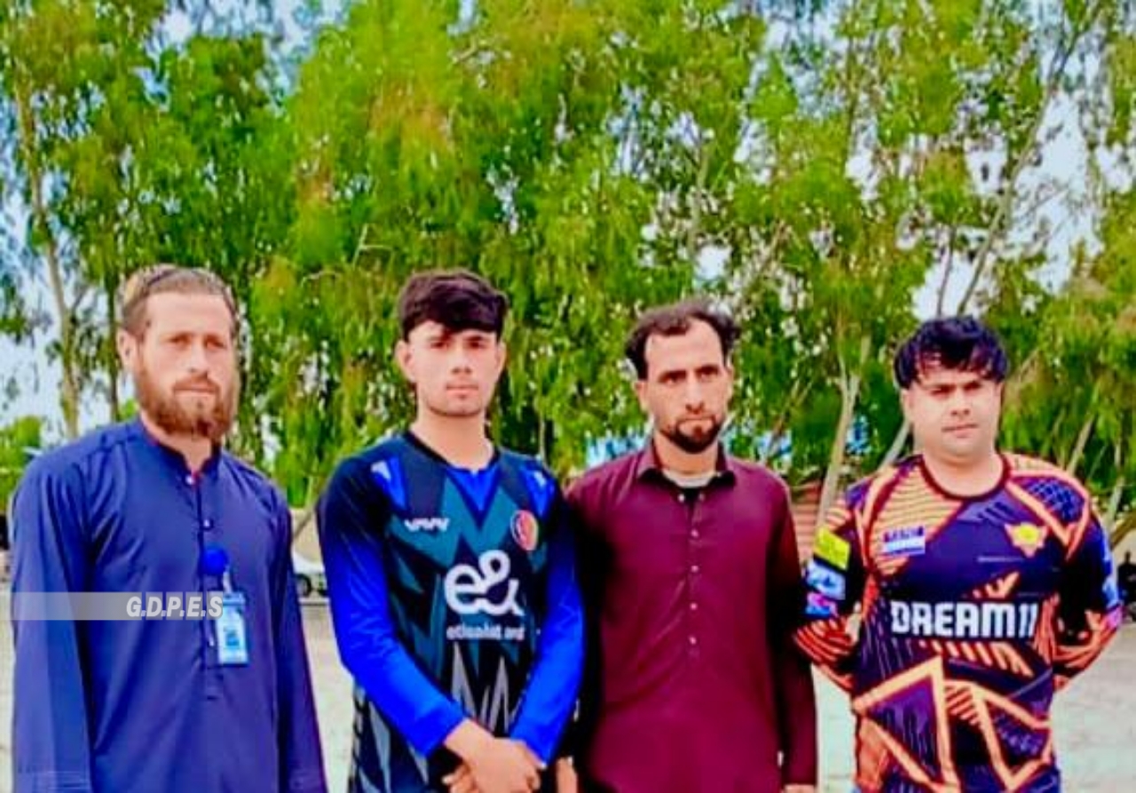 ننګرهار؛ ښېوې ولسوالۍ کې د ۲۴ لوبډلو ترمنځ د ټېپ بال کرېکټ سیالۍ پیل شوې