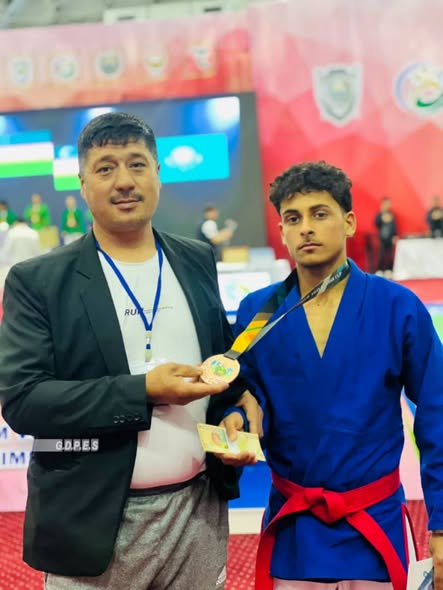 د کورش تر ۱۸ کلونو کم عمره ورزشکارانو د کورش سیالیو کې د برونزو دوه مډالونه وګټل